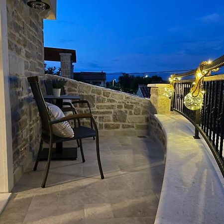 Castello Exclusive Rooms With Breakfast - By Ta Leut Agency Privlaka  Kültér fotó